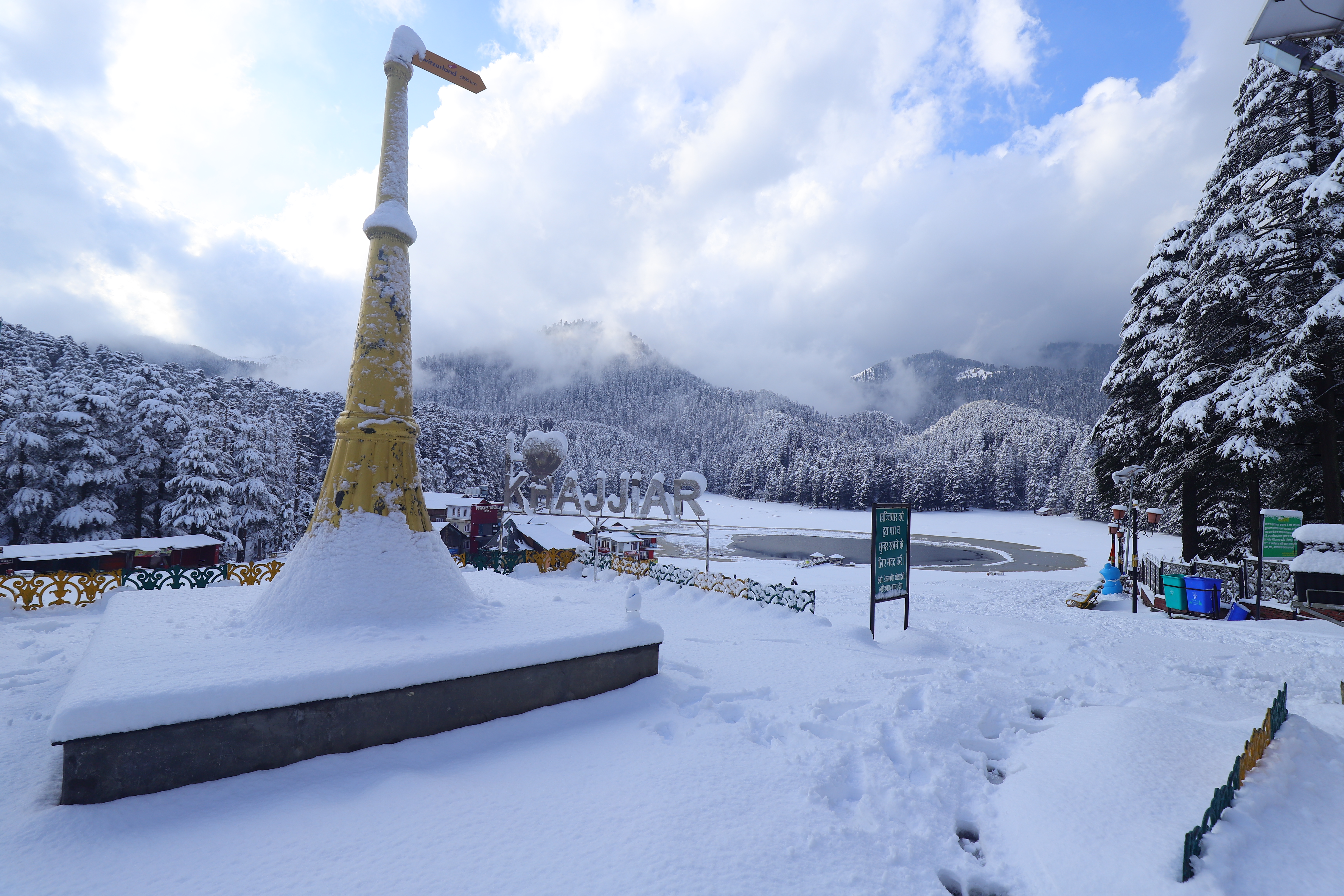 Rohtang Pass High Snow Peaks